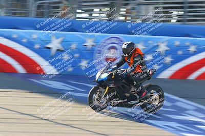 media/Jan-21-2022-Fastrack Riders (Fri) [[90b5309cc6]]/Level 1/Session 1 Front Straight/